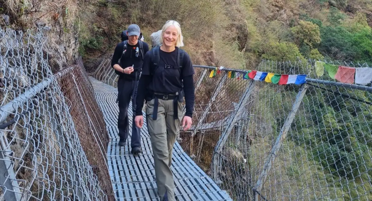 Cantiliver bridge on the way to Tsum